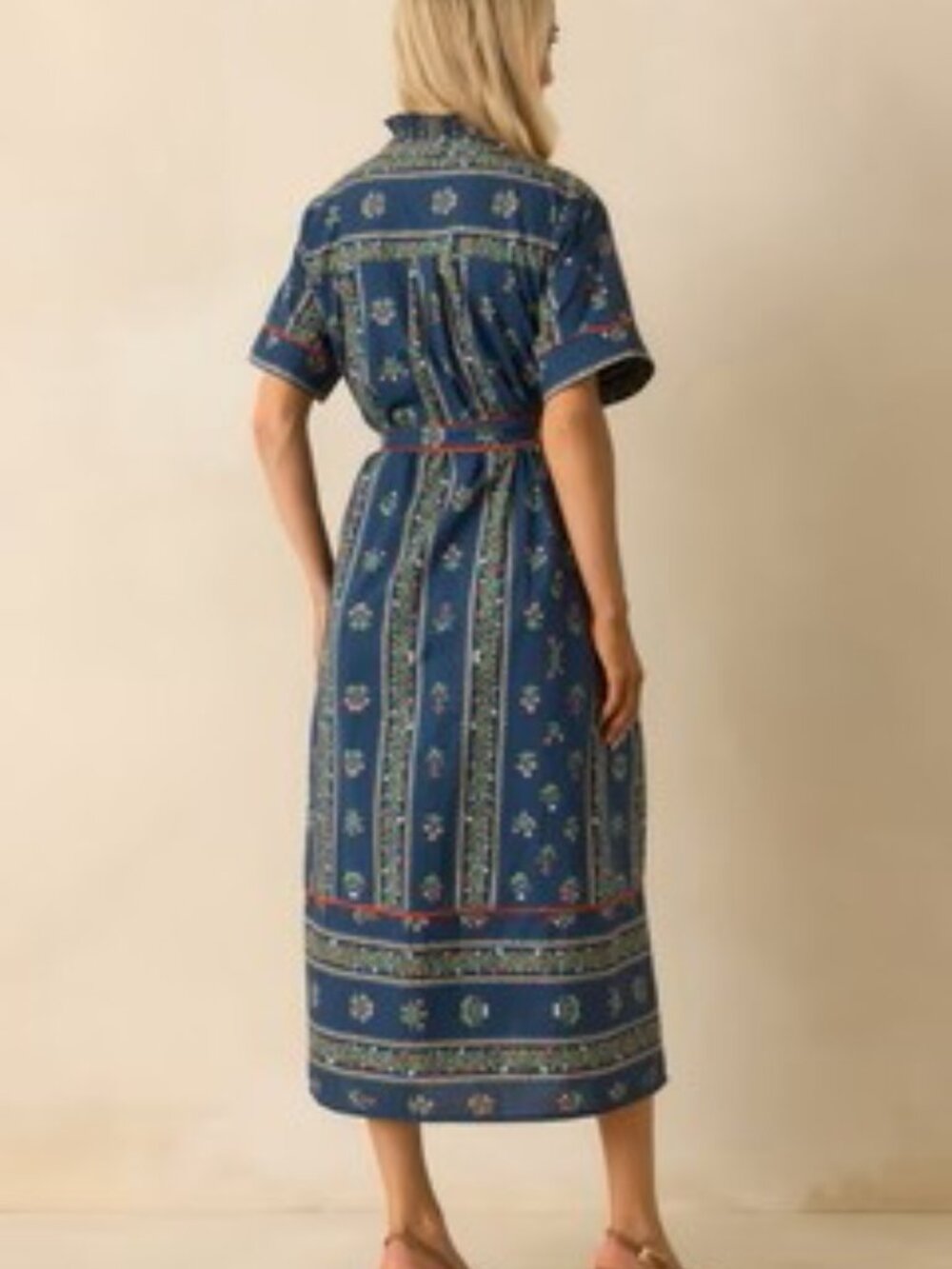 entro Blue Floral Print Midi Dress with Belt - Picture 2 of 12